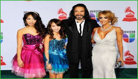 Cristian Salas (Marco Antonio Solís Wife) Age and Wikipedia